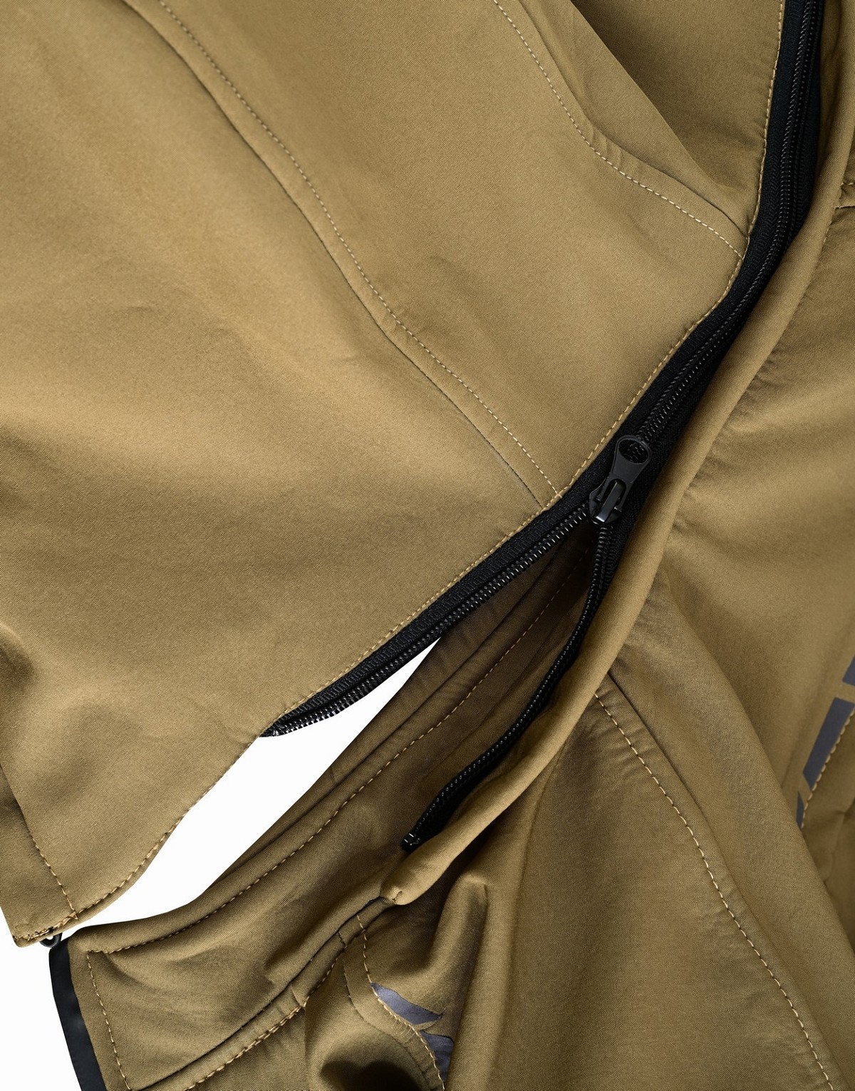 CHAQUETA DE MOTO UNISEX EN TEJIDO SOFTSHELL, NEOPRENO IMPERMEABLE, TÉRMICO Y PROTECTORES C.E.